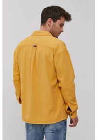 Tommy Jeans - Koszula bawełniana. Typ kołnierza: kołnierzyk włoski. Kolor: żółty. Materiał: bawełna. Długość rękawa: długi rękaw. Długość: długie. Wzór: gładki #2