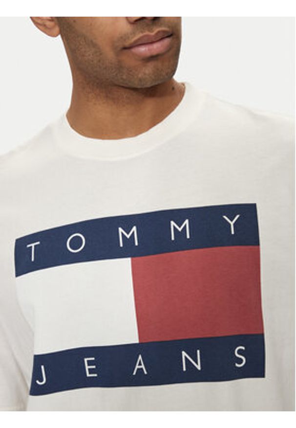 Tommy Jeans T-Shirt Big Flag DM0DM18547 Biały Oversize. Kolor: biały. Materiał: bawełna