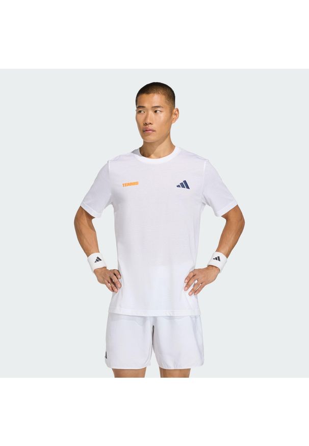 Adidas - Tenisowa koszulka z grafiką Hot Egg. Kolor: biały. Technologia: ClimaCool (Adidas). Sport: tenis
