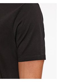 Armani Exchange T-Shirt 6RZTJC ZJBYZ 1200 Czarny Regular Fit. Kolor: czarny. Materiał: bawełna