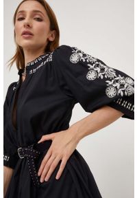 Answear Lab sukienka bawełniana kolor czarny maxi rozkloszowana. Kolor: czarny. Materiał: bawełna. Wzór: haft. Typ sukienki: rozkloszowane. Styl: wakacyjny. Długość: maxi #2