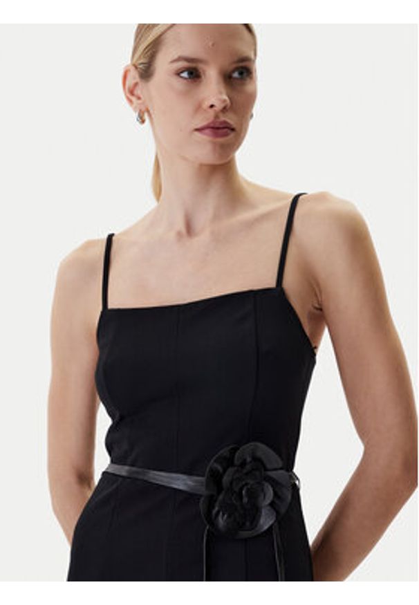 Guess Sukienka koktajlowa W6RK0G KC9O0 Czarny Regular Fit. Kolor: czarny. Materiał: syntetyk. Styl: wizytowy