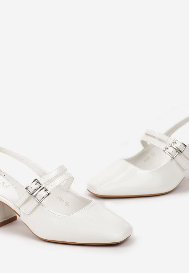 Born2be - Białe Lakierowane Czółenka na Słupku z Ozdobnymi Paskami Suminva. Zapięcie: pasek. Kolor: biały. Materiał: lakier. Obcas: na słupku. Styl: elegancki
