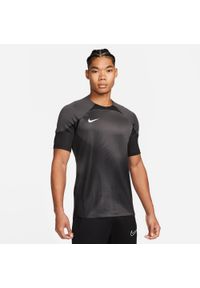 Koszulka treningowa męska Nike Gardien IV. Kolor: czarny, wielokolorowy. Długość rękawa: krótki rękaw. Długość: krótkie. Sport: piłka nożna