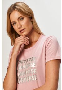 Converse - T-shirt. Okazja: na co dzień. Kolor: różowy. Materiał: dzianina. Wzór: nadruk. Styl: casual