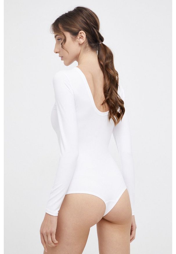 Spanx - Longsleeve modelujący SCOOP NECK LONG SLEEVES BODYSUIT. Kolor: biały. Materiał: materiał