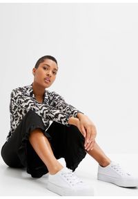 bonprix - Spodnie z gumką w talii z teksturowanej krepy. Kolor: czarny. Materiał: materiał #3