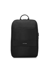 Wittchen - Męski plecak na laptopa 15,6” z zaokrągloną klapą. Kolor: czarny. Materiał: poliester. Wzór: napisy, aplikacja. Styl: klasyczny #1