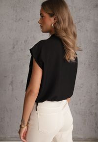 Renee - Czarna Boho Koszula z Wiskozy Bez Rękawów ze Ściągaczem w Talii Assabel. Okazja: na co dzień. Kolor: czarny. Materiał: wiskoza. Długość rękawa: bez rękawów. Wzór: gładki. Sezon: lato. Styl: boho #2