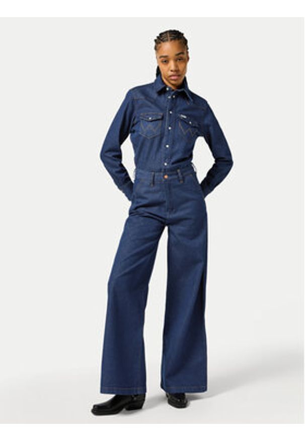 Wrangler Kombinezon 112356439 Niebieski Regular Fit. Kolor: niebieski. Materiał: bawełna