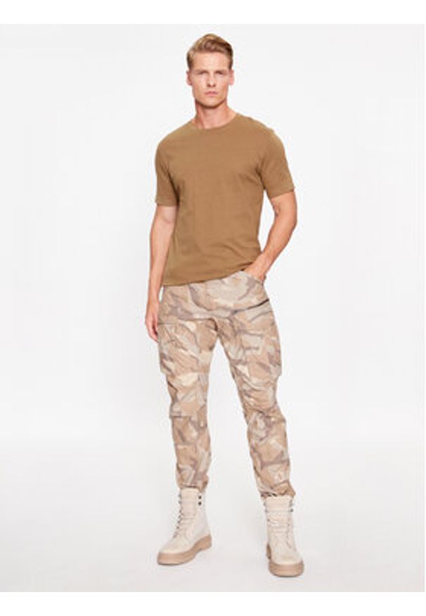 G-Star RAW - G-Star Raw Spodnie materiałowe Rovic D02190-C313-D212 Zielony Regular Fit. Kolor: zielony. Materiał: bawełna
