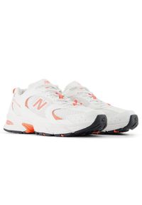 Buty damskie New Balance U530CSG – białe. Kolor: biały. Materiał: materiał, syntetyk. Szerokość cholewki: normalna. Sezon: lato. Sport: turystyka piesza #4