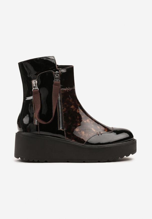 Born2be - Czarno-Brązowe Lakierowane Botki Vices na Platformie i Koturnie Gamillia. Okazja: na co dzień. Kolor: czarny. Materiał: lakier. Obcas: na koturnie. Styl: casual, klasyczny, elegancki. Wysokość obcasa: średni
