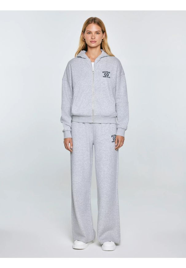 Big-Star - Spodnie damskie dresowe wide szare Madelinap 901. Kolor: szary. Materiał: dresówka. Wzór: haft