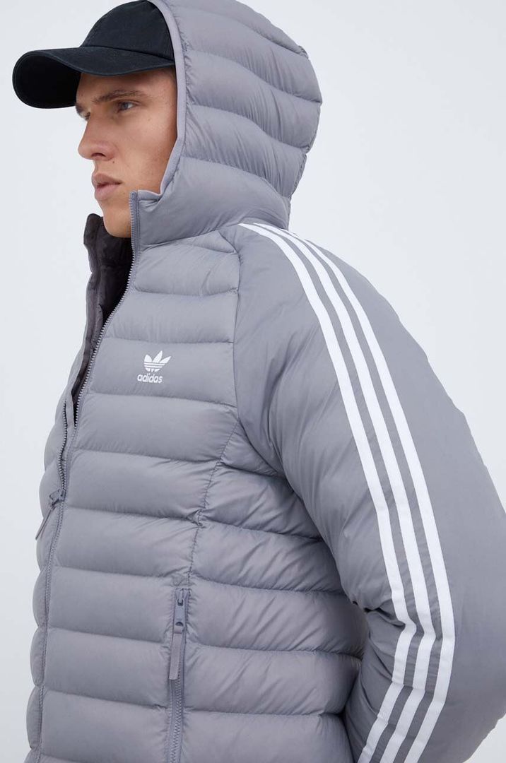 Szara kurtka adidas Originals raglanowy rękaw, z kapturem HZ0689