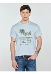 Big-Star - Koszulka męska z kontrastowym nadrukiem błękitna Omer 400. Okazja: na co dzień. Kolor: niebieski. Materiał: materiał, bawełna. Wzór: nadruk. Styl: klasyczny, vintage, casual #2
