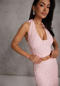 Renee - Różowy Komplet z Koronki Spódnica i Top z Wiązaniem na Szyi Dainetia. Kolor: różowy. Materiał: koronka. Wzór: koronka #8