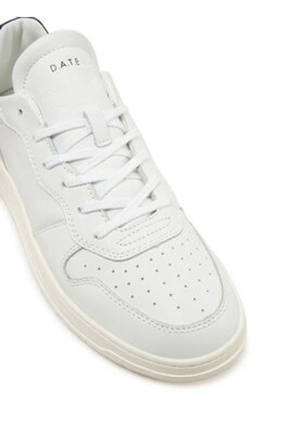 D.A.T.E. Sneakersy Court Calf M421-CR-CA-WB Biały. Kolor: biały. Materiał: skóra