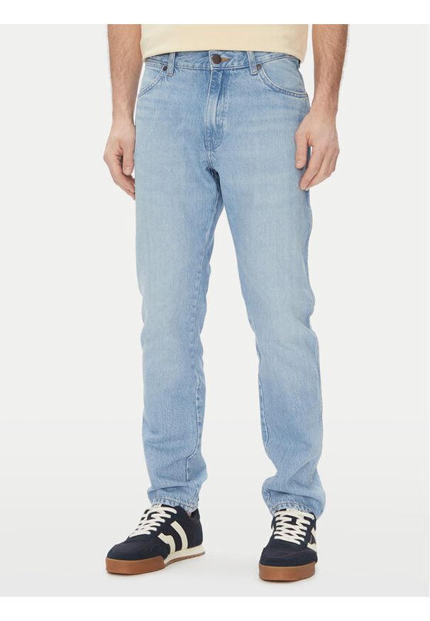 Wrangler Jeansy River 112362465 Niebieski Tapered Fit. Kolor: niebieski