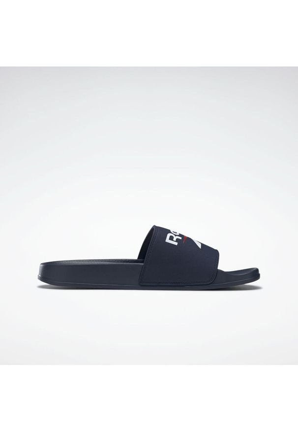 Klapki męskie Reebok Fulgere Slide. Zapięcie: bez zapięcia. Kolor: niebieski, biały, czerwony, wielokolorowy. Materiał: materiał, syntetyk. Szerokość cholewki: normalna. Sport: fitness, pływanie