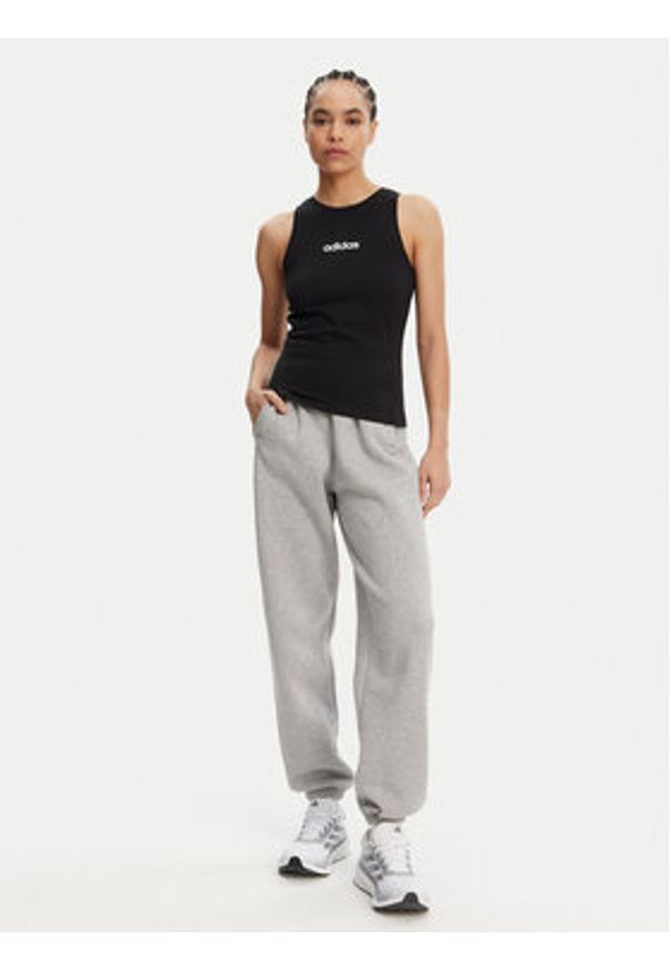 Adidas - adidas Top Essentials Linear JC5798 Czarny Slim Fit. Kolor: czarny. Materiał: bawełna