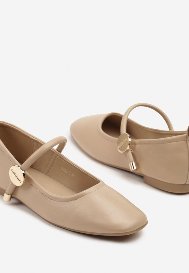 Born2be - Ciemnobeżowe Balerinki z Paseczkiem i Kwadratowym Noskiem Sarmio. Okazja: na co dzień. Kolor: beżowy. Materiał: jeans. Styl: casual, klasyczny
