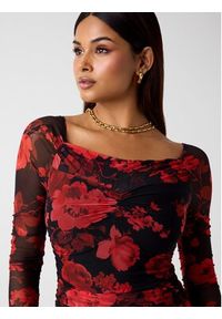 Guess Sukienka codzienna 180179 Czerwony Classic Fit. Okazja: na co dzień. Kolor: czerwony. Typ sukienki: proste. Styl: casual #5