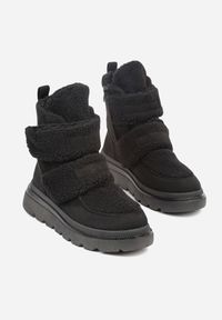Renee - Czarne Botki Typu Śniegowce na Platformie z Dwoma Ozdobnymi Rzepami Edarlia. Okazja: na co dzień. Zapięcie: rzepy. Kolor: czarny. Materiał: jeans. Obcas: na platformie. Styl: elegancki, casual