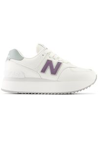 Buty damskie New Balance WL574ZFG – białe. Kolor: biały. Materiał: skóra, dresówka, materiał, zamsz, bawełna, guma. Szerokość cholewki: normalna. Model: New Balance 574 #1