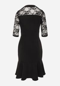 Born2be - Czarna Taliowana Sukienka VICES z Koronkowymi Rękawami Oceamara. Kolor: czarny. Materiał: koronka. Wzór: aplikacja, koronka. Styl: elegancki #3