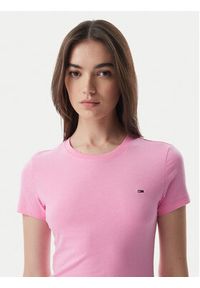 Tommy Jeans T-Shirt DW0DW20459 Różowy jasny Slim Fit. Kolor: różowy. Materiał: bawełna #5