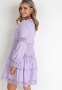 Born2be - Fioletowa Sukienka Mini z Koronkowymi Wstawkami i Rozkloszowanym Dołem Femona. Okazja: na co dzień. Kolor: fioletowy. Materiał: koronka. Typ sukienki: proste. Styl: casual. Długość: mini #2