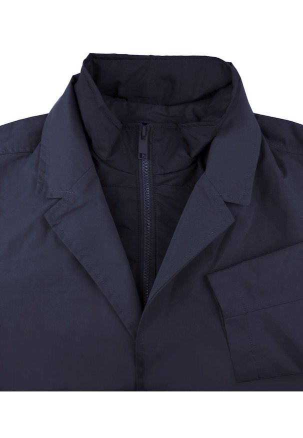 Krótki, Męski Płaszcz Przejściowy z Wysokim Kołnierzem - Brave Soul - Granatowy. Kolor: niebieski. Materiał: poliester. Długość: krótkie. Sezon: wiosna, jesień