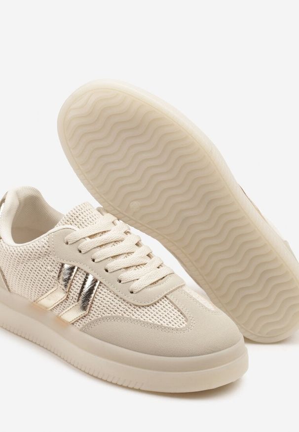 Born2be - Beżowe Sneakersy z Geometrycznym Wzorem Sadeane. Okazja: na co dzień. Kolor: beżowy. Materiał: jeans. Wzór: geometria