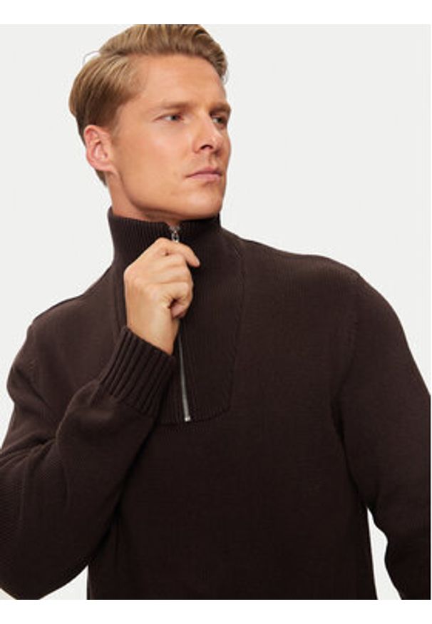 Jack & Jones Sweter Frederiksberg 12262055 Brązowy Loose Fit. Kolor: brązowy. Materiał: bawełna, syntetyk