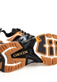 Geox Sneakersy "T01 A" | T94BTA 01422 | T01 A | Mężczyzna | Wojskowa Zieleń, Pomarańczowy. Kolor: pomarańczowy. Materiał: skóra, materiał