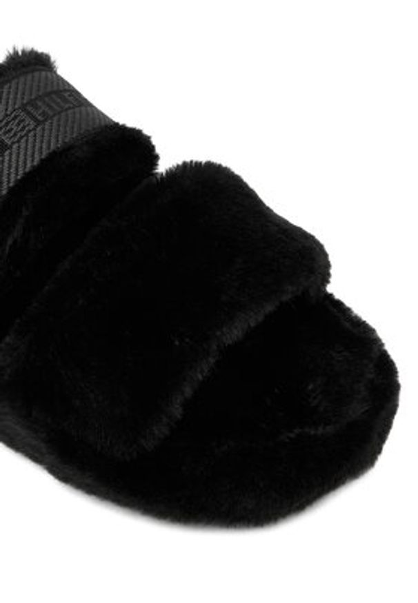 TOMMY HILFIGER - Tommy Hilfiger Kapcie Hilfiger Fur Slipper FW0FW08854 Czarny. Kolor: czarny. Materiał: materiał