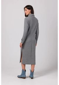 BeWear - Sukienka sportowa z półgolfem szara bawełniana dzianina. Kolor: szary. Materiał: dzianina, bawełna. Sezon: zima, jesień. Typ sukienki: sportowe. Styl: sportowy #2