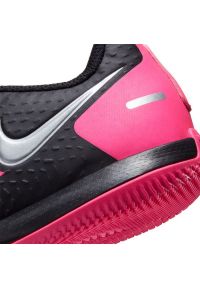 Buty piłkarskie Nike Phantom Gt Academy Ic Jr CK8480-006 czarne wielokolorowe. Kolor: wielokolorowy. Materiał: materiał, syntetyk. Szerokość cholewki: normalna. Sport: piłka nożna