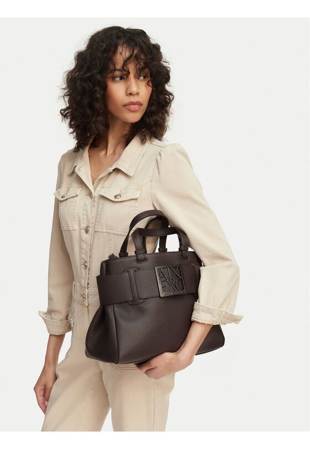 Armani Exchange Torebka XW000285 AF11902 U6018 Brązowy. Kolor: brązowy. Materiał: skórzane
