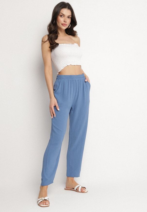 Born2be - Niebieskie Szerokie Spodnie z Bawełną i Wysokim Stanem Neorenna. Okazja: na co dzień. Stan: podwyższony. Kolor: niebieski. Materiał: bawełna. Styl: casual