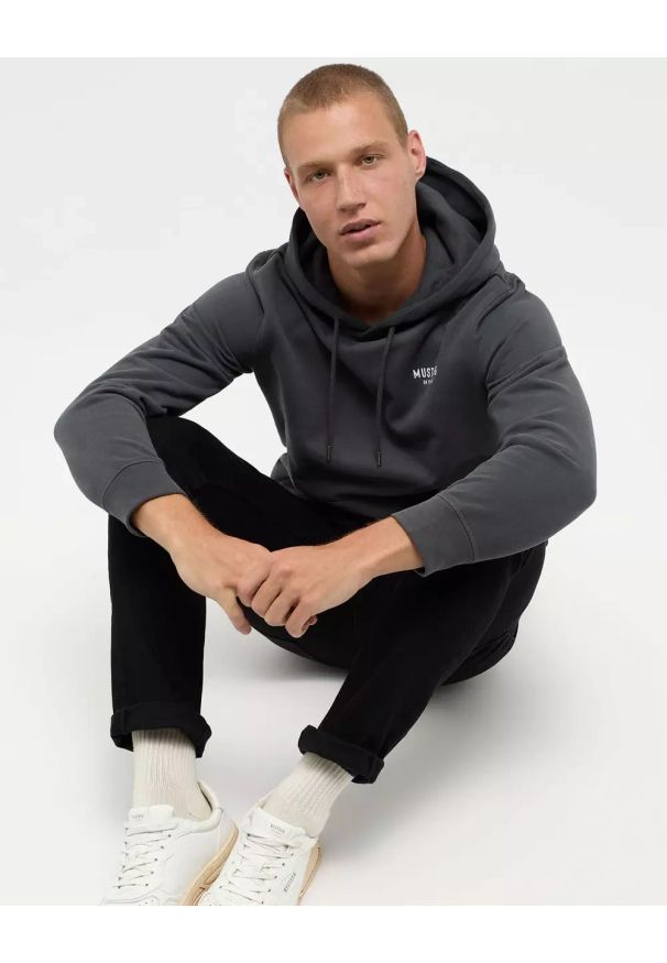 Męskie Spodnie Jeansowe Mustang Style Oregon Slim Denim Black 1014594 4000 900