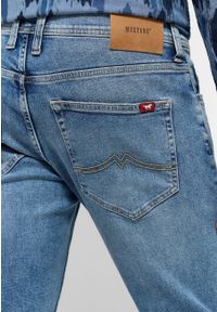 Mustang - Męskie Spodnie Jeansowe MUSTANG Oregon Slim Denim Blue 1015865 5000 424. Okazja: na co dzień. Stan: obniżony. Styl: casual, klasyczny, sportowy #8