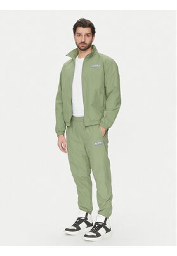 Karl Kani Joggery Essentia 60060039 Zielony Regular Fit. Kolor: zielony. Materiał: syntetyk