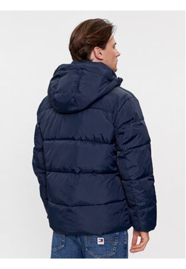 Tommy Jeans Kurtka zimowa Essential DM0DM18487 Granatowy Regular Fit. Kolor: niebieski. Materiał: syntetyk. Sezon: zima