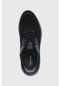 Calvin Klein Buty zamszowe kolor czarny. Nosek buta: okrągły. Zapięcie: sznurówki. Kolor: czarny. Materiał: zamsz