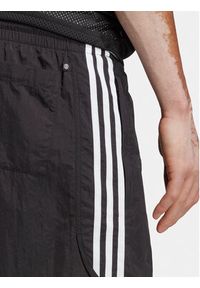 Adidas - adidas Szorty sportowe adicolor Classics HS2069 Czarny Regular Fit. Kolor: czarny. Materiał: syntetyk. Styl: sportowy #4