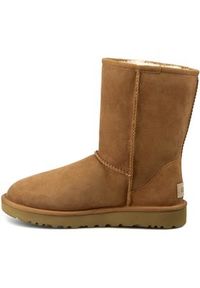 Ugg Śniegowce W Classic Short II 1016223 Brązowy. Kolor: brązowy. Materiał: skóra #15