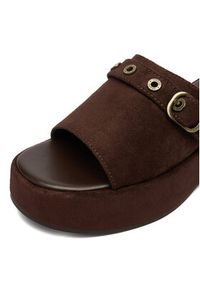 Guess Jeans Klapki CEO-HY20091-1 Brązowy. Kolor: brązowy. Materiał: materiał #3