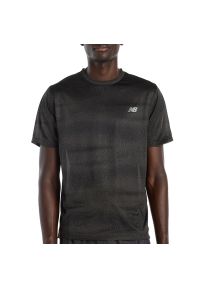 Koszulka męska New Balance MT61G4S7BGR - czarna. Kolor: czarny. Materiał: poliester, bawełna, materiał. Sport: fitness #1